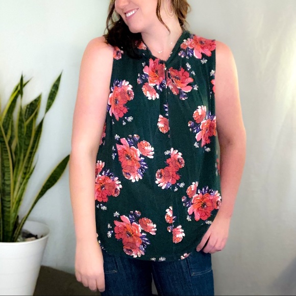 Anthropologie Tops - 🌹anthropologie - peep hole  floral top